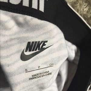 Nike leggings